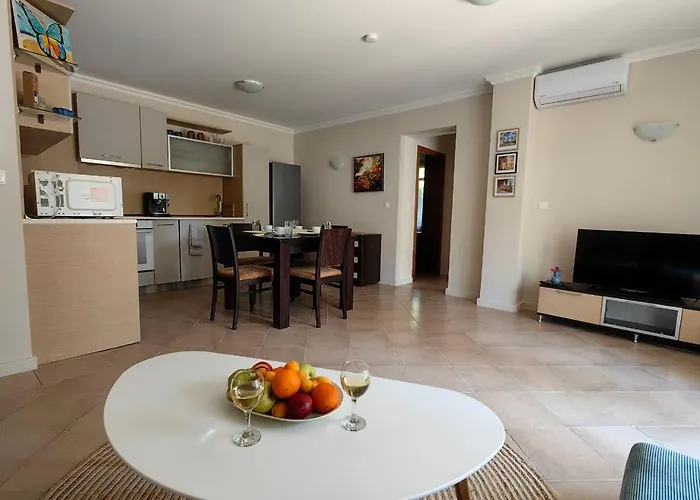 Relaxation And Comfort Апартаменты *